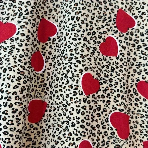 DKNY Animal Print Two Piece Pajamas Set - Size S - Picture 5 of 11